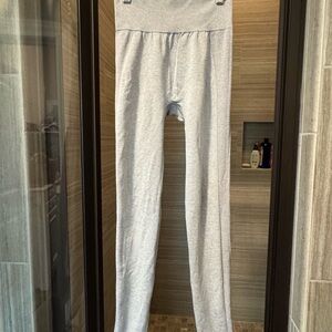 Gymshark Light Gray High-Waisted Leggings